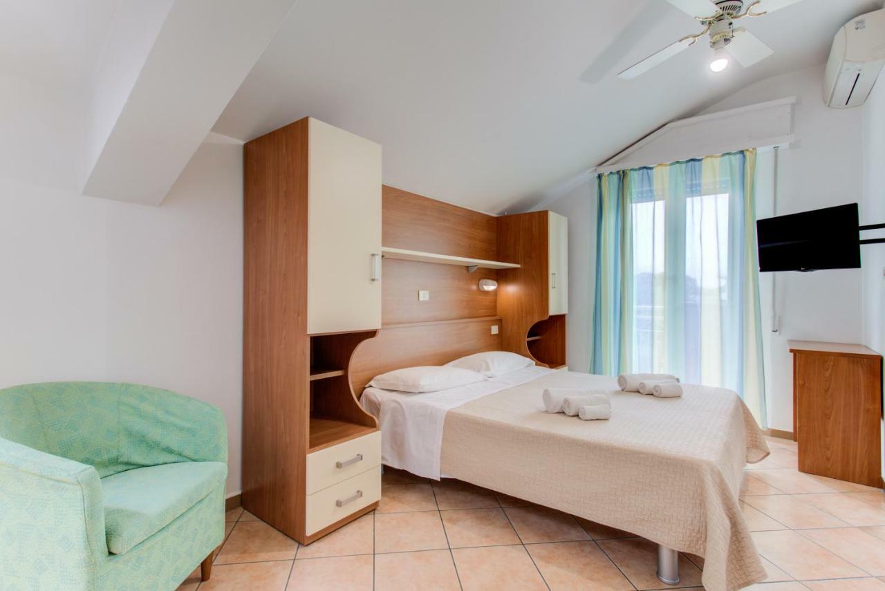 Hotel Cimarosa Riccione Cameră foto